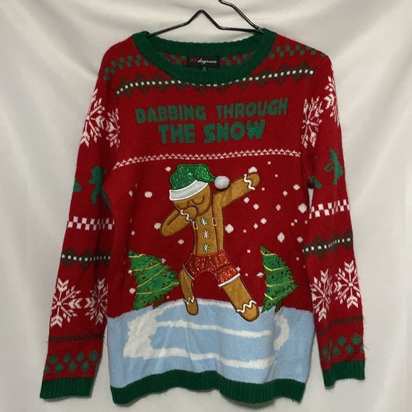 32 Degrees Red Holiday Sweater Size XL with Dabbing Gingerbread Snowflake Design - Picture 5 of 10
